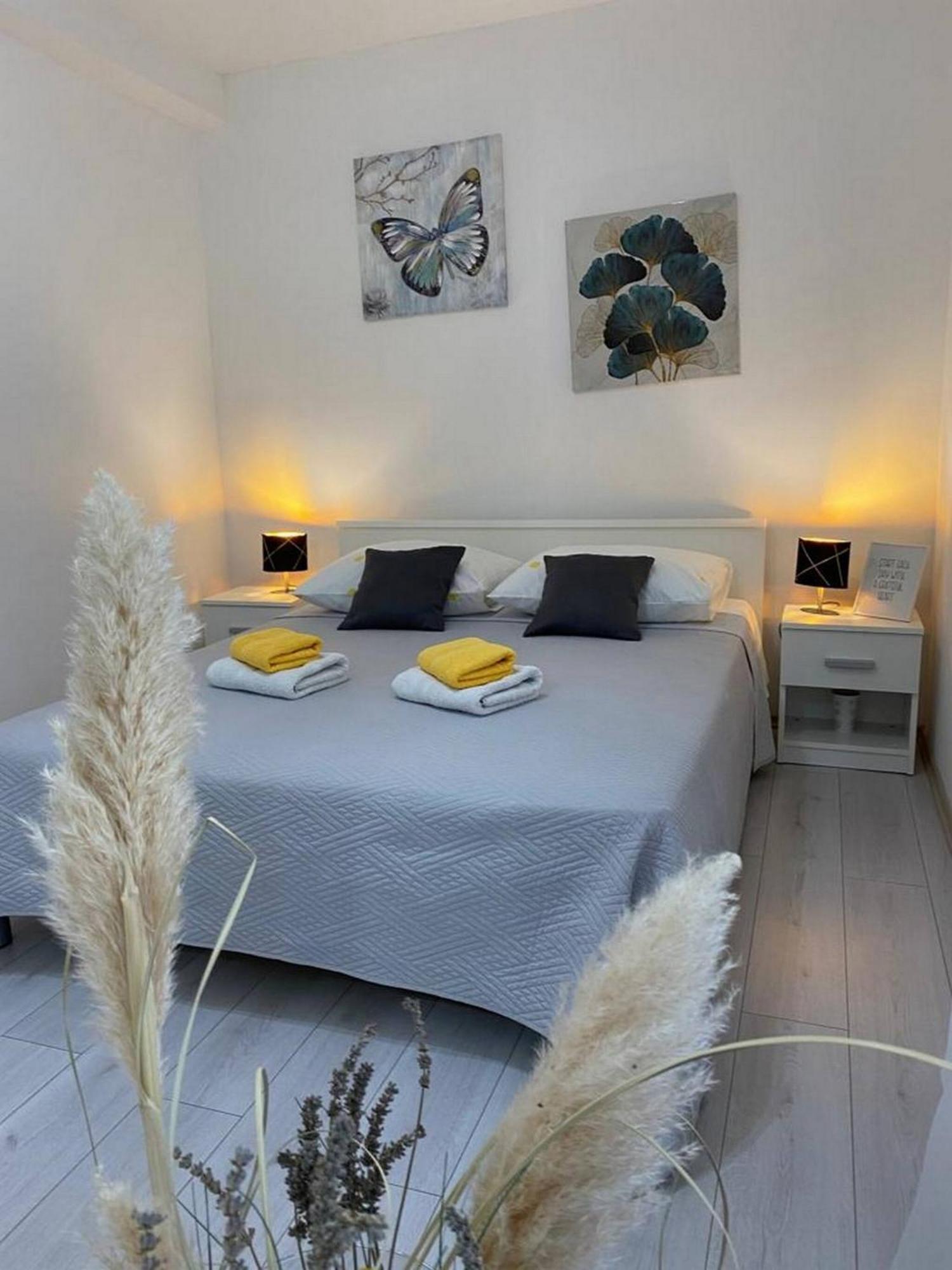 Rural Apartment Ante Drniš Eksteriør bilde