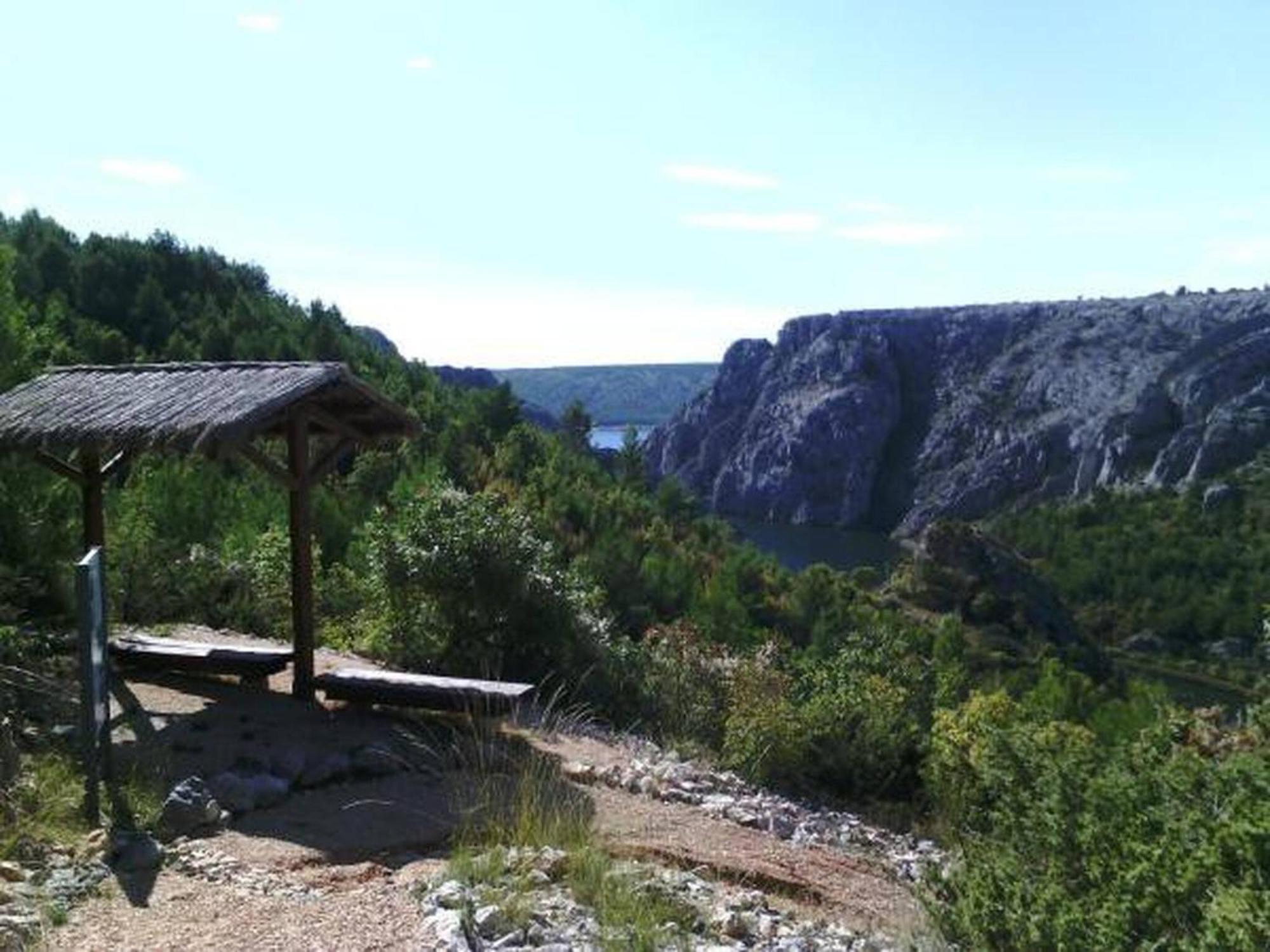 Rural Apartment Ante Drniš Eksteriør bilde